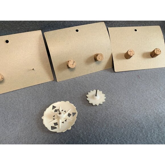 Vintage Kenney Curtain Holdbacks Floral Design Set of 6 Original Packaging - Picture 6 of 11